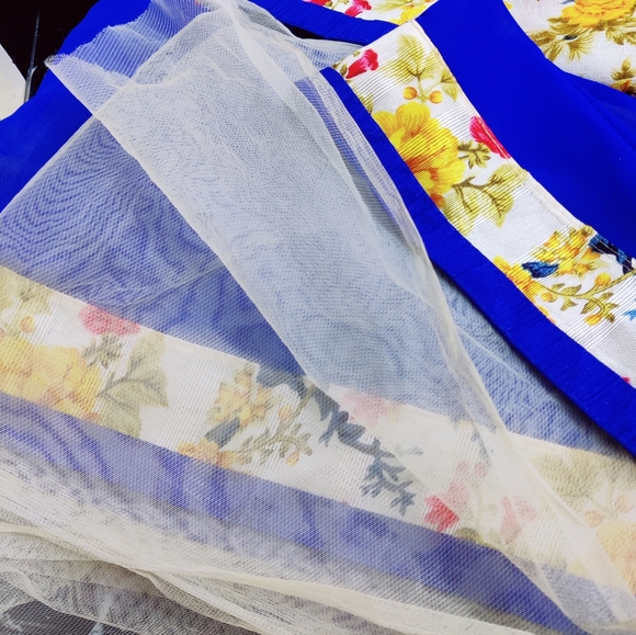 Bollywood half blue &half net saree with printed petticoat & blouse 💕 - Picture 10 of 11